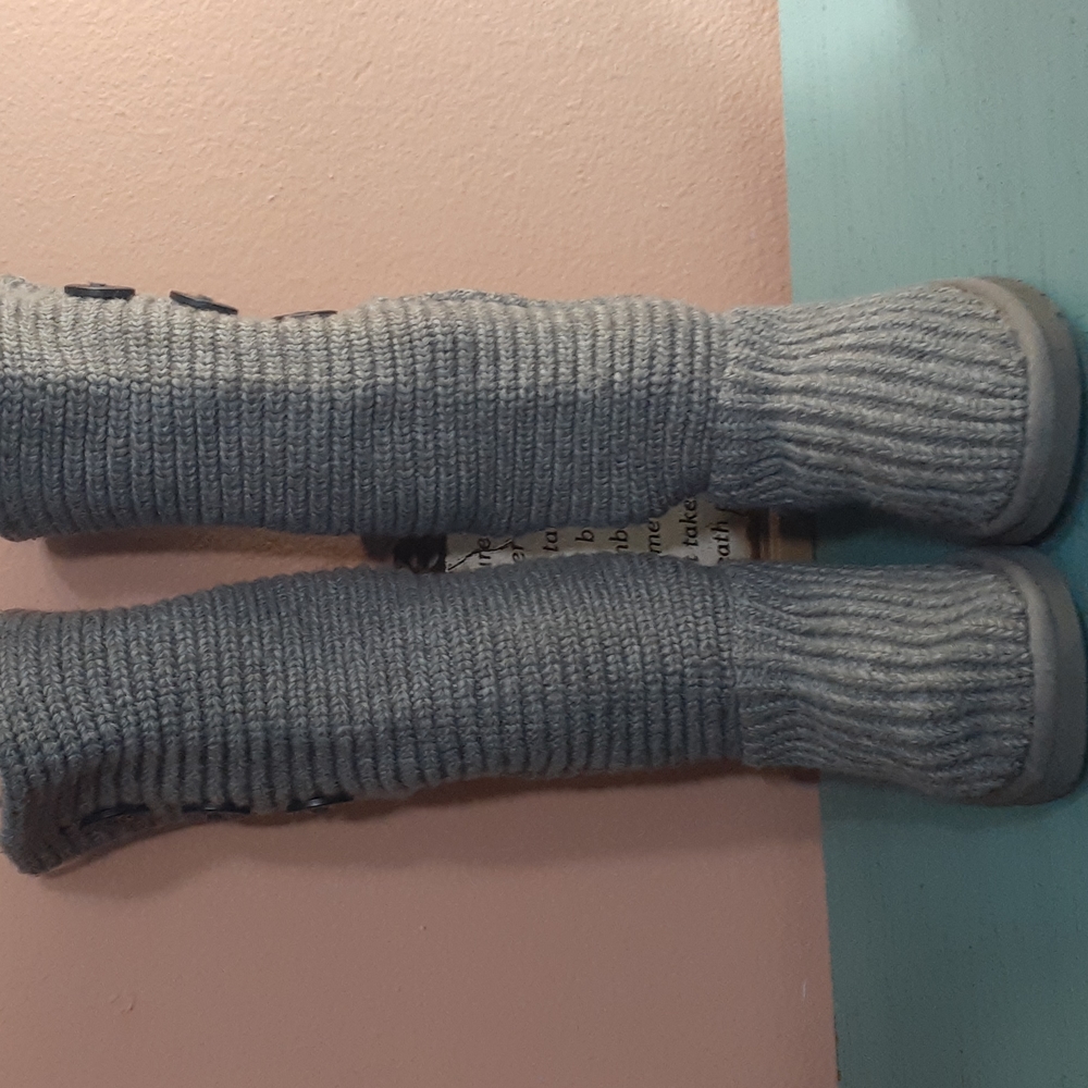 UGG BOOTS SZ 7